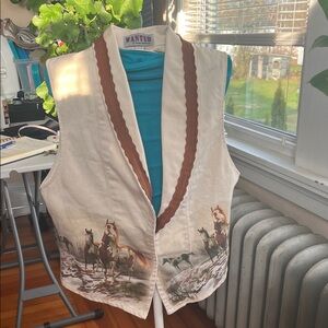 Wanted by Beads Beautiful Western Horse Print Vest with Brown Trim.
